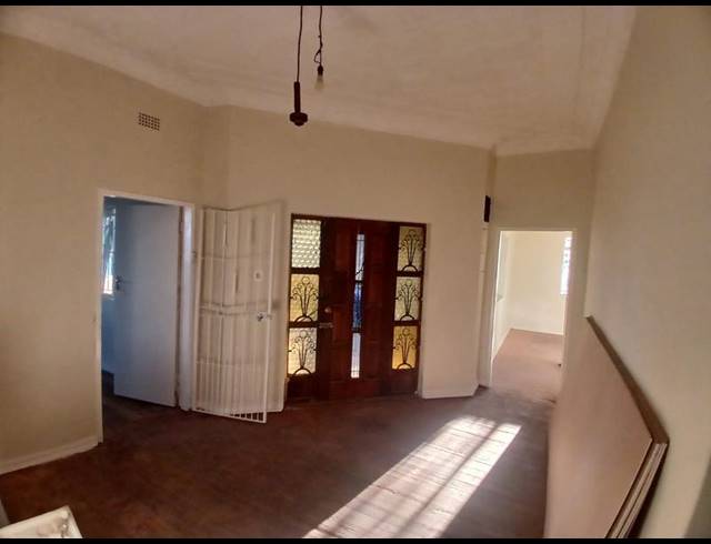 5 BEDROOM HOUSE FOR SALE IN JEPPESTOWN
